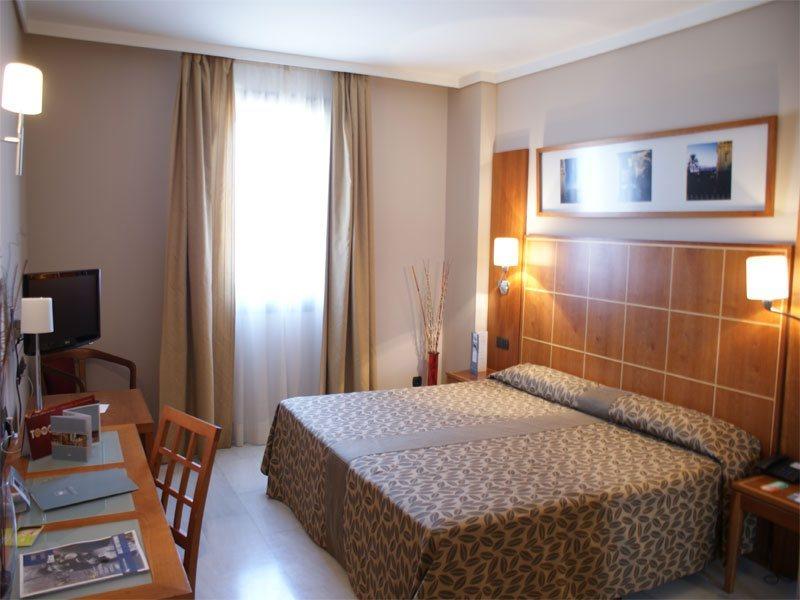 Exe Ciudad De Cordoba Hotel Eksteriør billede