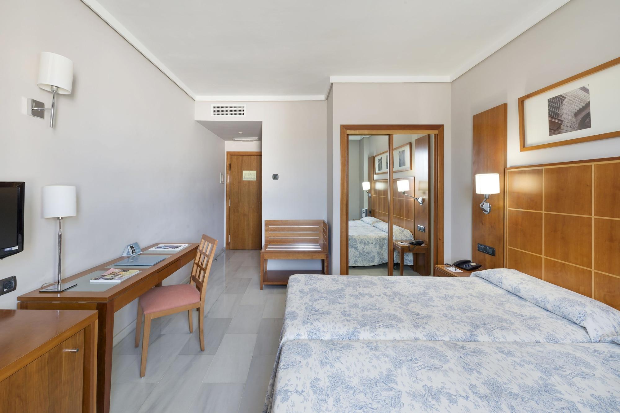Exe Ciudad De Cordoba Hotel Eksteriør billede